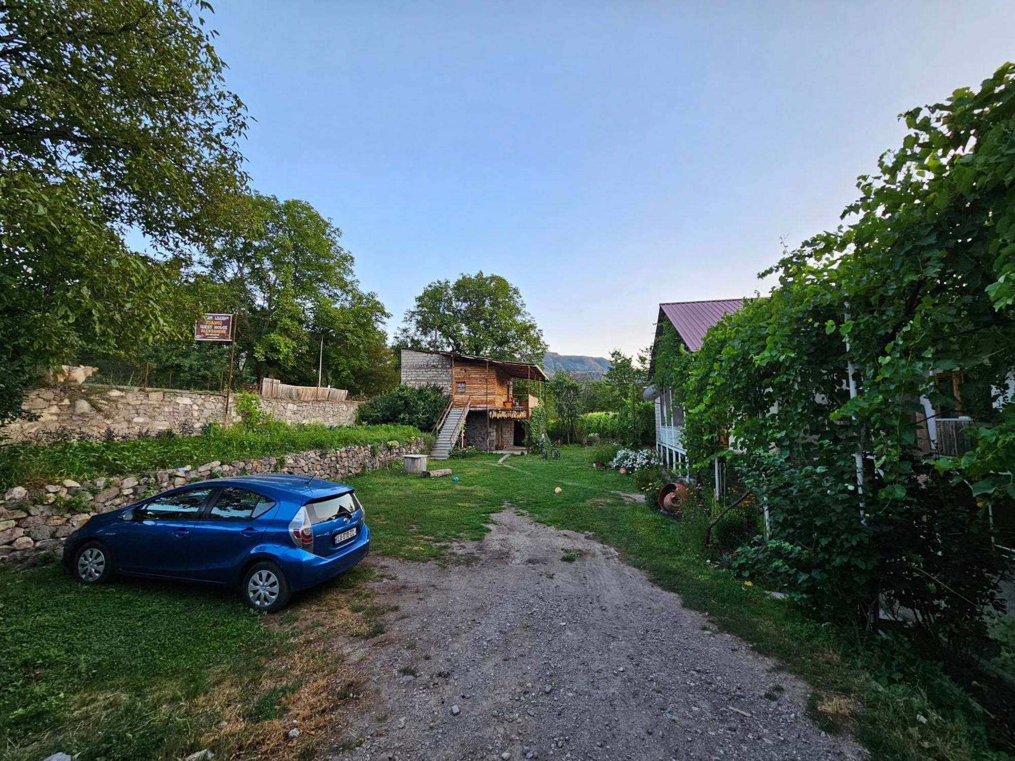 Guest House Aleksandre T'mogvi Esterno foto