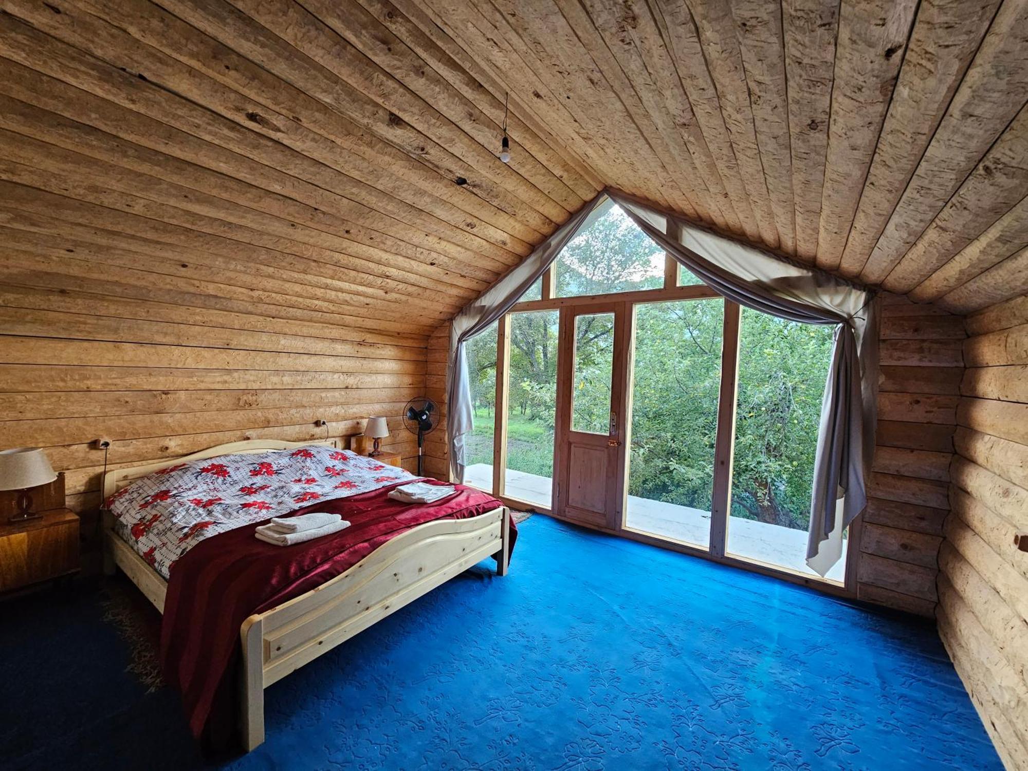 Guest House Aleksandre T'mogvi Esterno foto