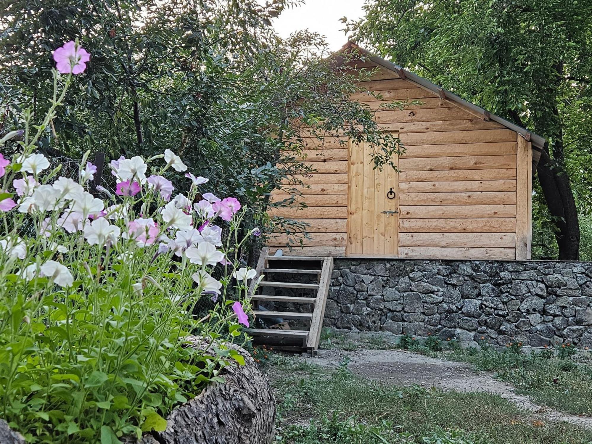 Guest House Aleksandre T'mogvi Esterno foto