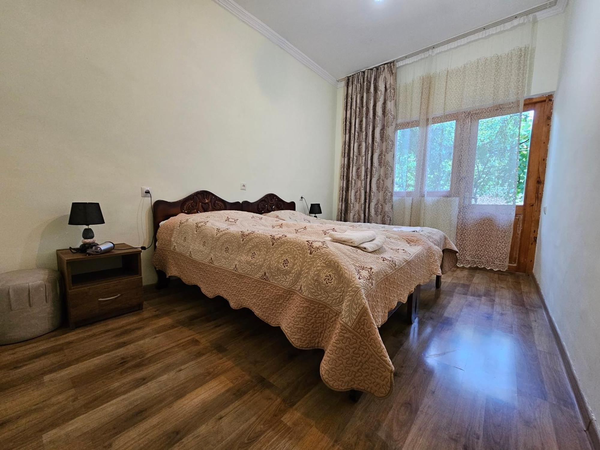 Guest House Aleksandre T'mogvi Esterno foto