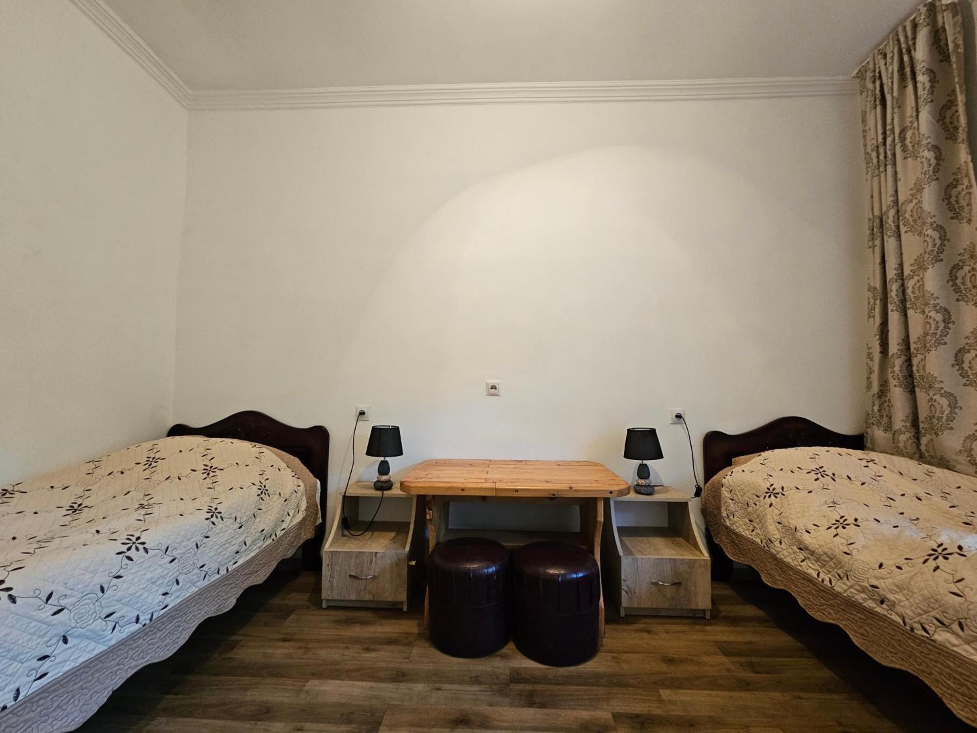 Guest House Aleksandre T'mogvi Esterno foto